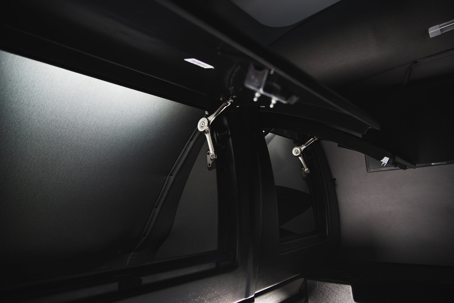 Schlafkabine PRO für DAF LF Doppelkabine Glob SUPERSTREAM