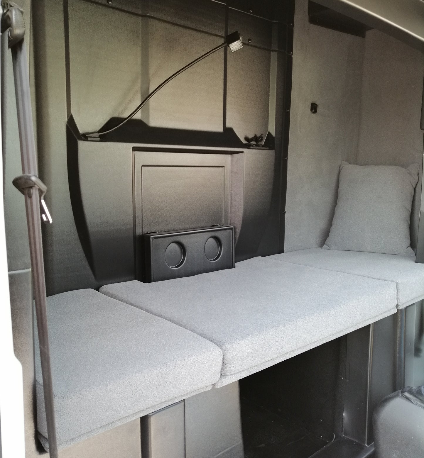 Schlafkabine Spojtrak IVECO Daily