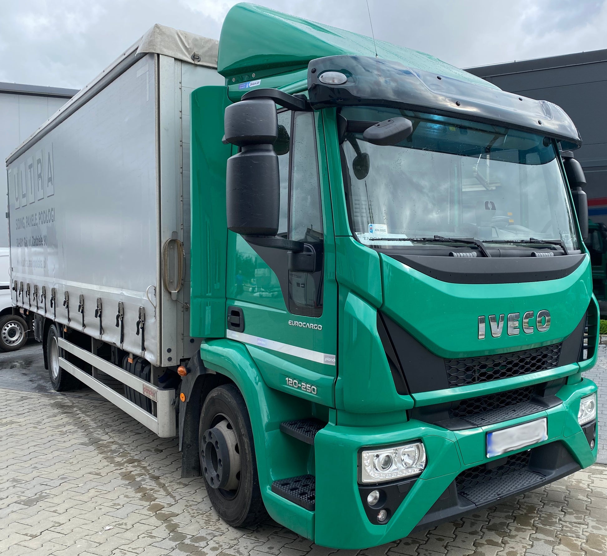 Dachspoiler IVECO Eurocargo Fahrzeugbau