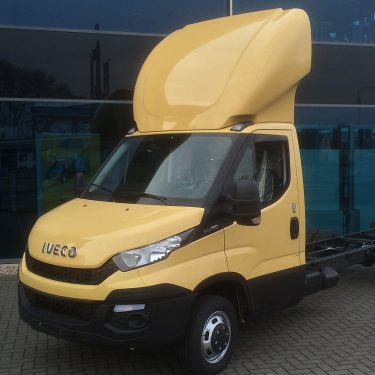 Dachspoiler IVECO Daily geklebt Aerodynamik