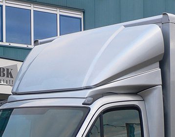 Dachspoiler IVECO Daily geklebt höhenverstellbar