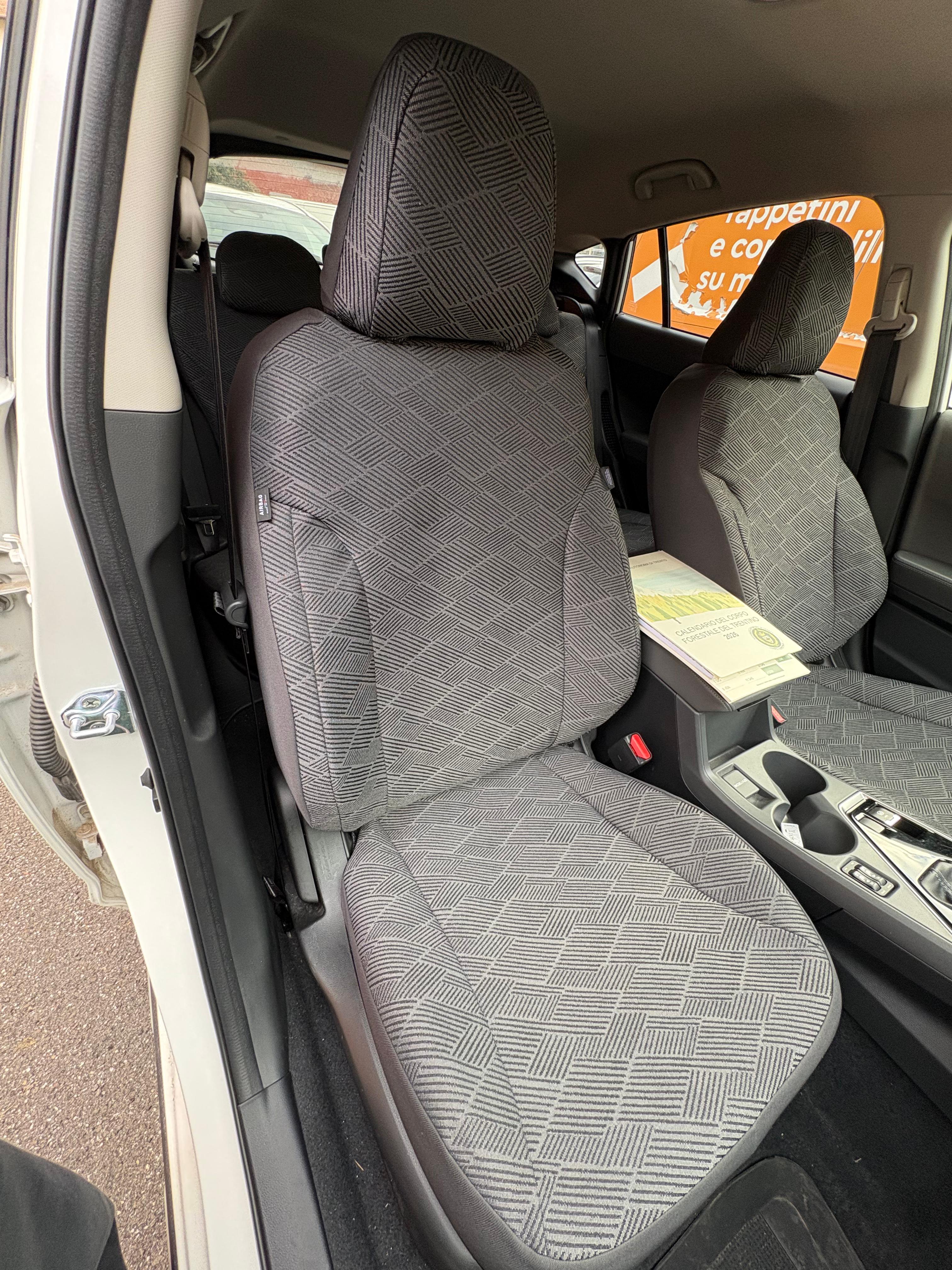 Stoffbezug Subaru Crosstrek, geometrisches Muster, beide Vordersitze