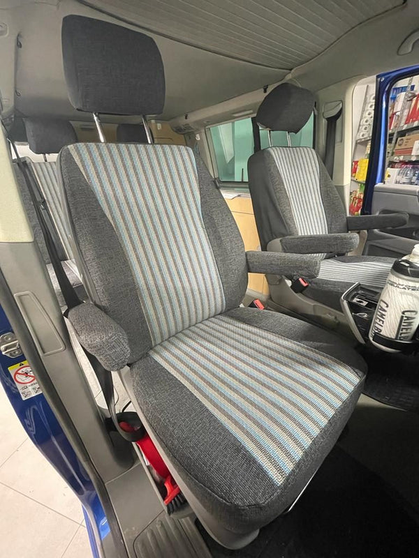 Stoffbezug Wohnmobil, grau/blau gestreift