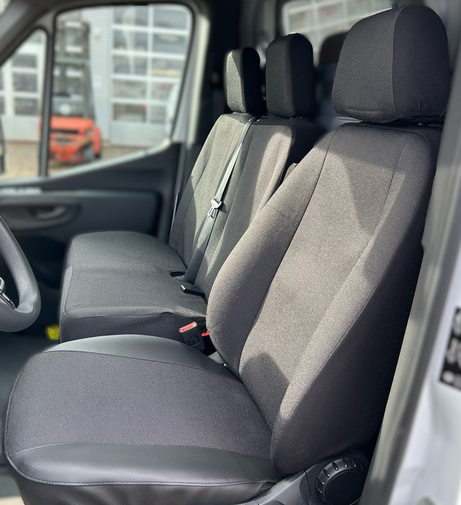 Sprinter, fabric with faux-leather reinforcement